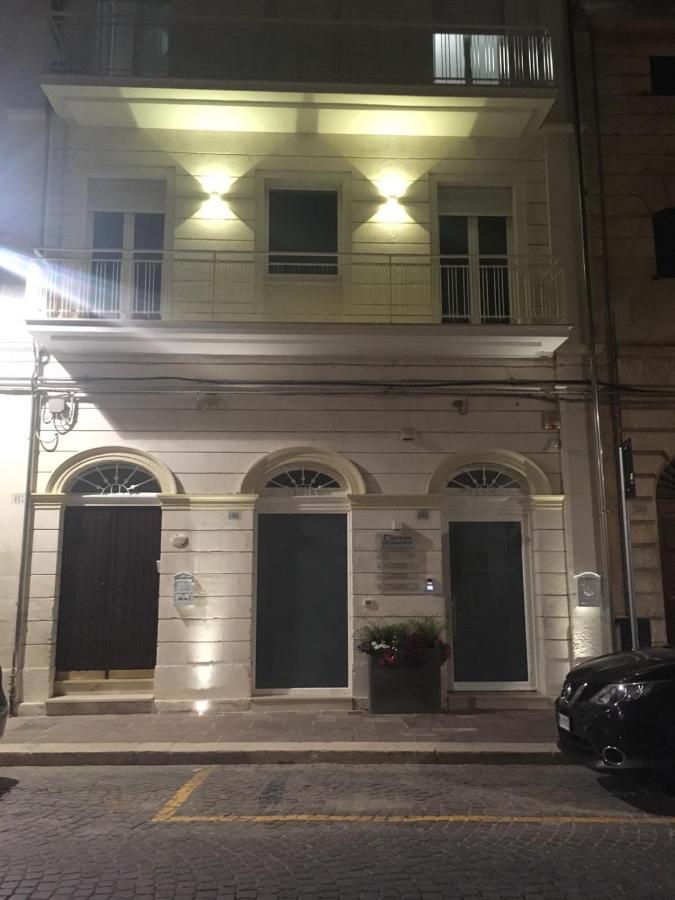 Equorum Delicious Suite - Ostuni Centro Buitenkant foto