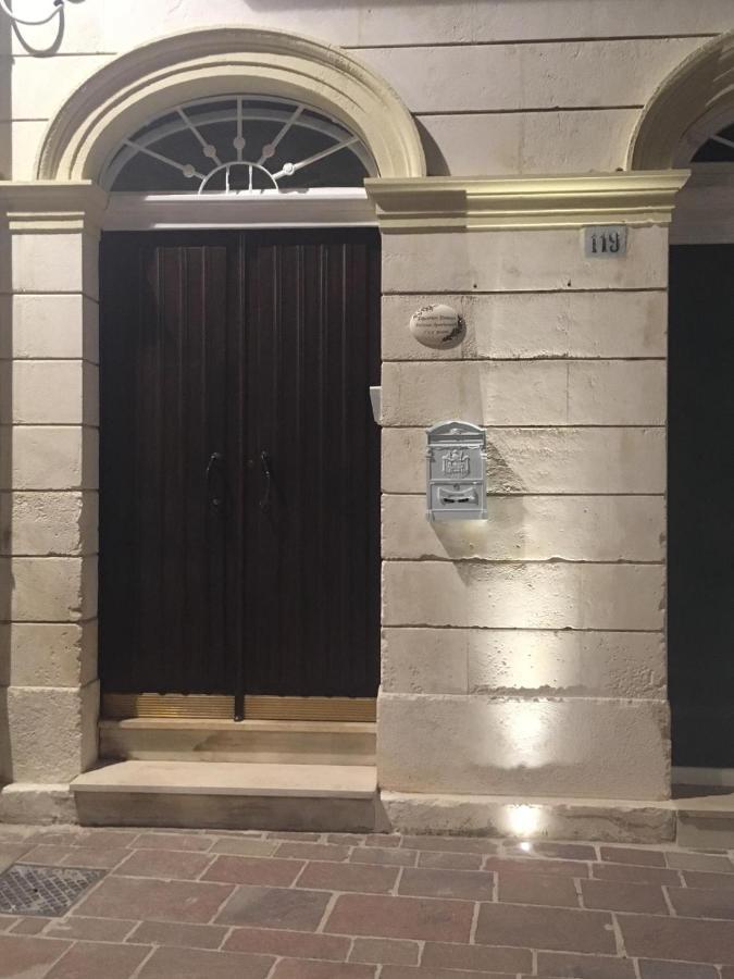 Equorum Delicious Suite - Ostuni Centro Buitenkant foto