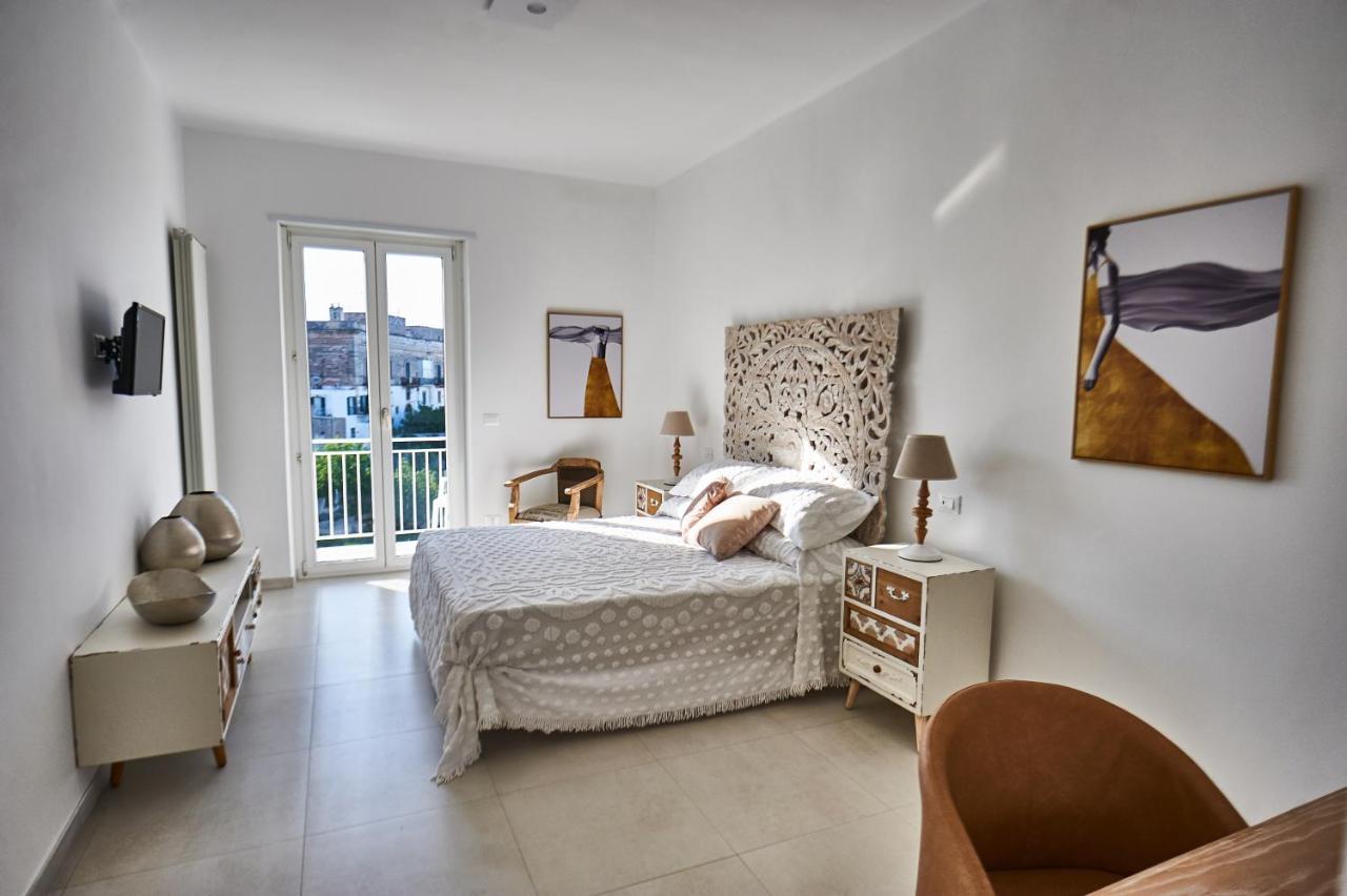 Equorum Delicious Suite - Ostuni Centro Buitenkant foto